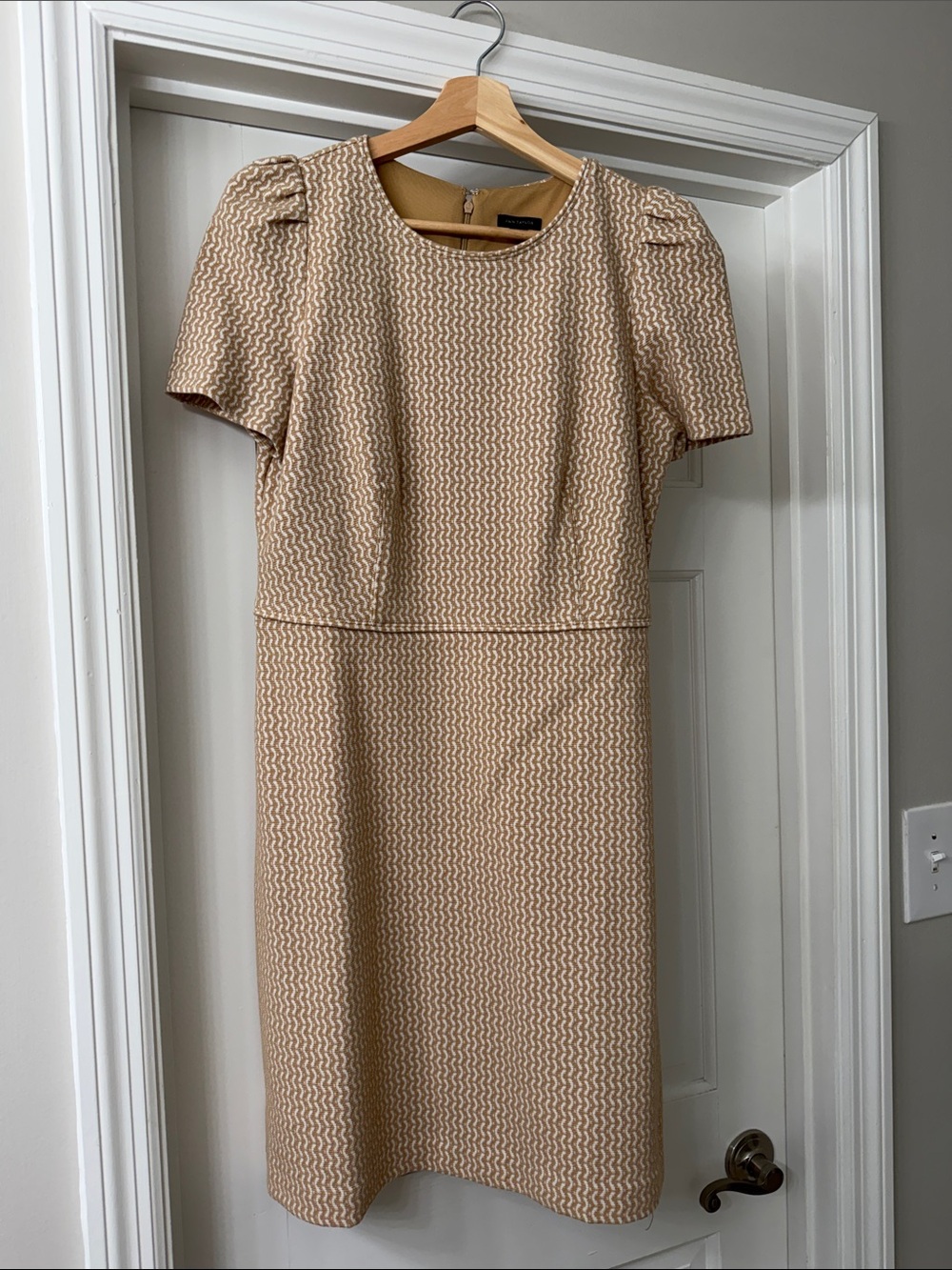 Ann Taylor Textured Short-Sleeve Dress